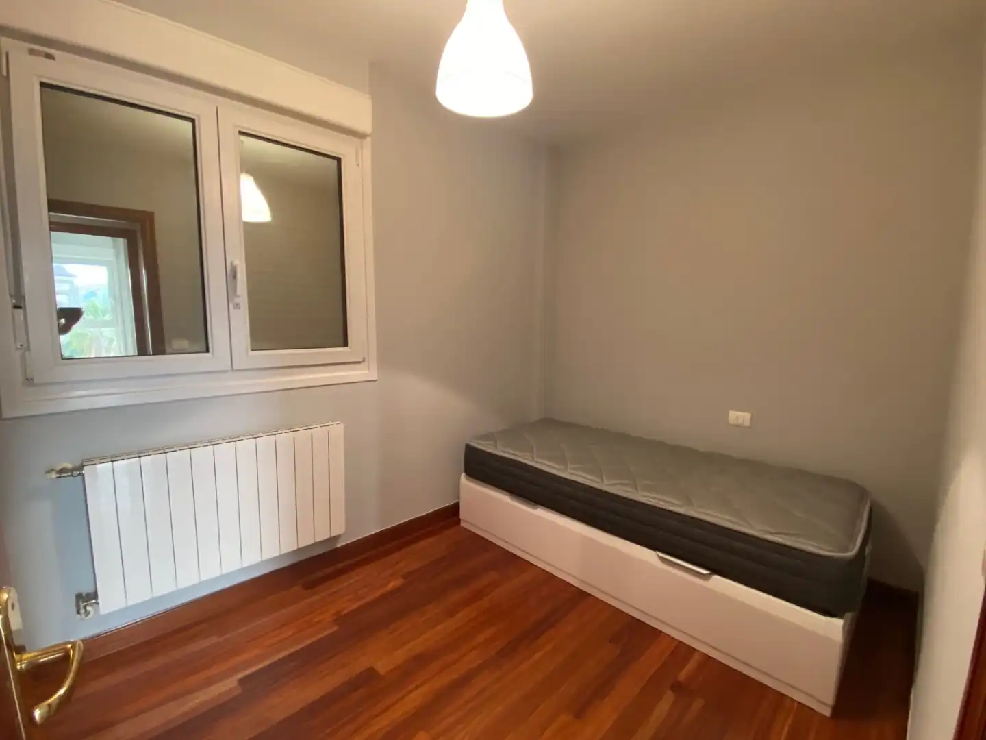Habitación de Piso en venta en Castro-Urdiales con Calefacción, Trastero y Piscina