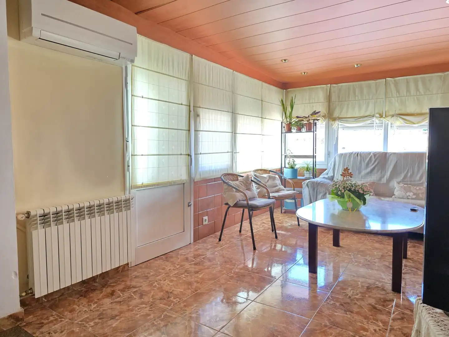 Sala de estar de Piso en venta en Montornès del Vallès con Aire acondicionado, Calefacción y Terraza
