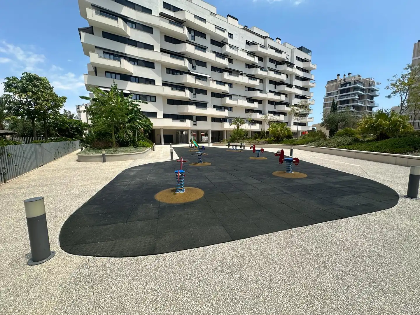 Parking de Apartamento de alquiler en Alicante / Alacant con Aire acondicionado, Amueblado y Horno