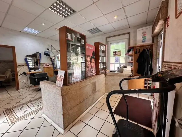Local comercial en traspaso en Boqueixón, imagen 5