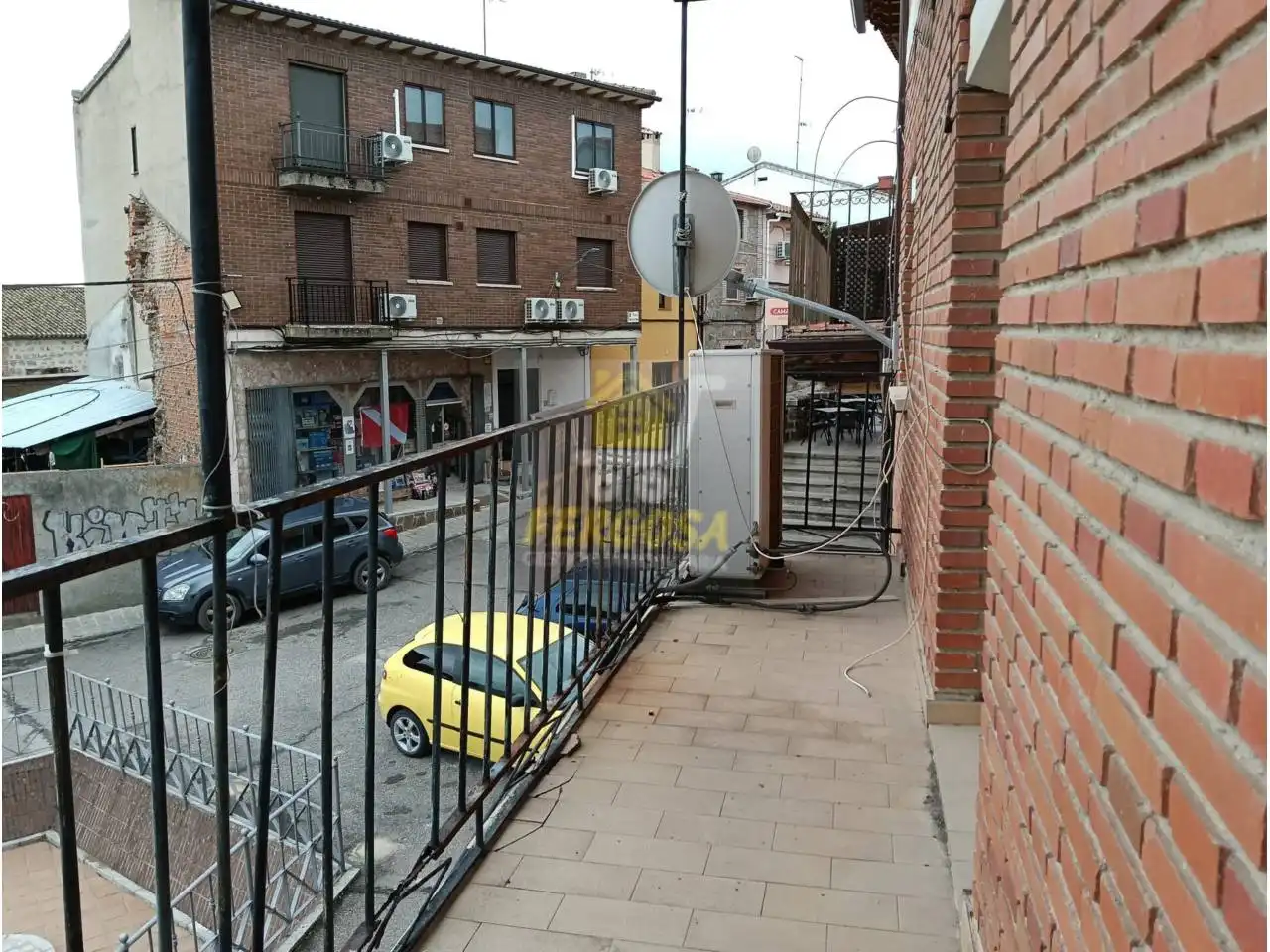 Außenansicht von Wohnung zum Verkauf in Nombela mit Terrasse und Möbliert