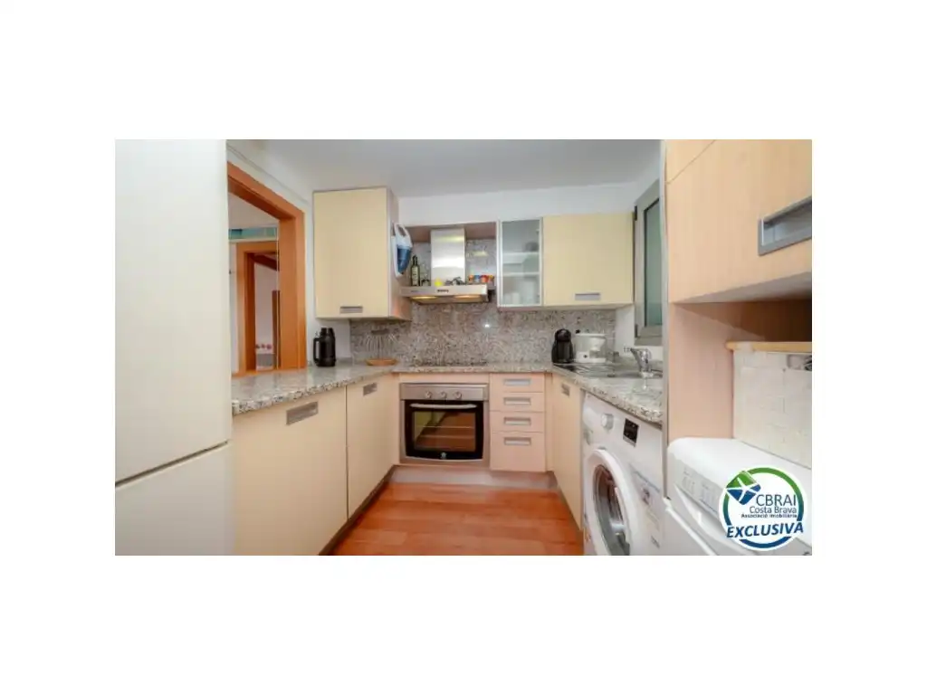 Flat with lift for sale in Carrer del Delta-Muga, imagen 4