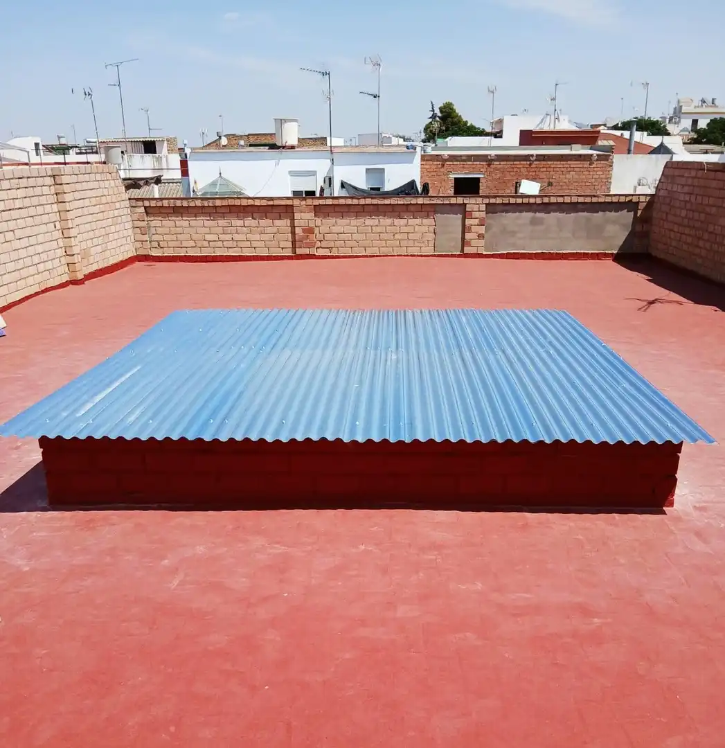 Vista exterior de Casa o xalet en venda en Carmona