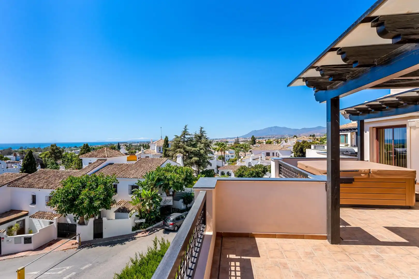 Penthouse with pool for sale in Nueva Andalucía, imagen 6
