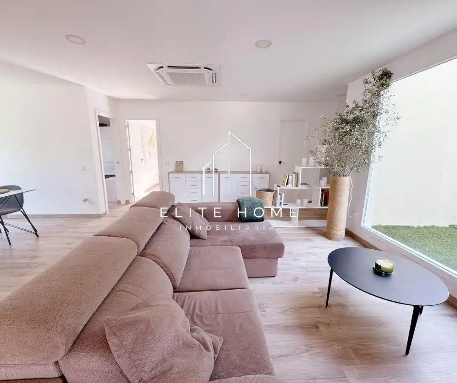 Sala d'estar de Casa o xalet en venda en Tales amb Aire condicionat, Calefacció i Jardí privat