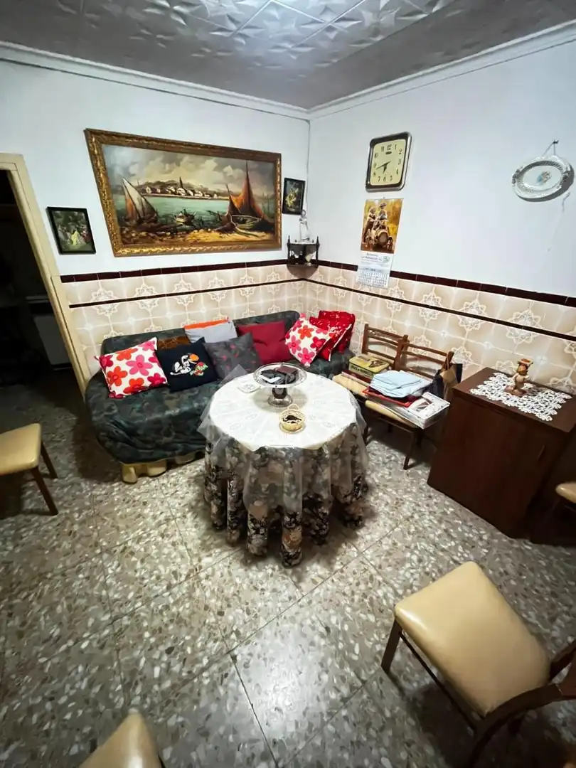 Wohnzimmer von Einfamilien-Reihenhaus zum Verkauf in Puertollano