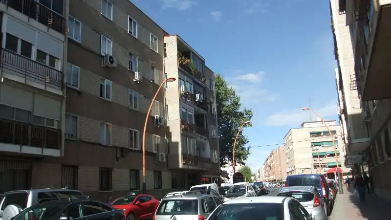 Vista exterior de Local de alquiler en Parla con Aire acondicionado, Calefacción y Parquet