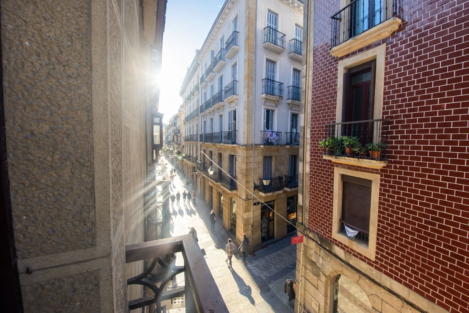 Vista exterior de Pis en venda en Donostia - San Sebastián  amb Calefacció