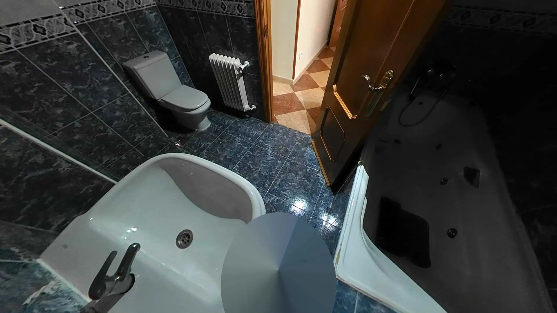 Badezimmer von Wohnung zum Verkauf in Bembibre mit Heizung und Balkon