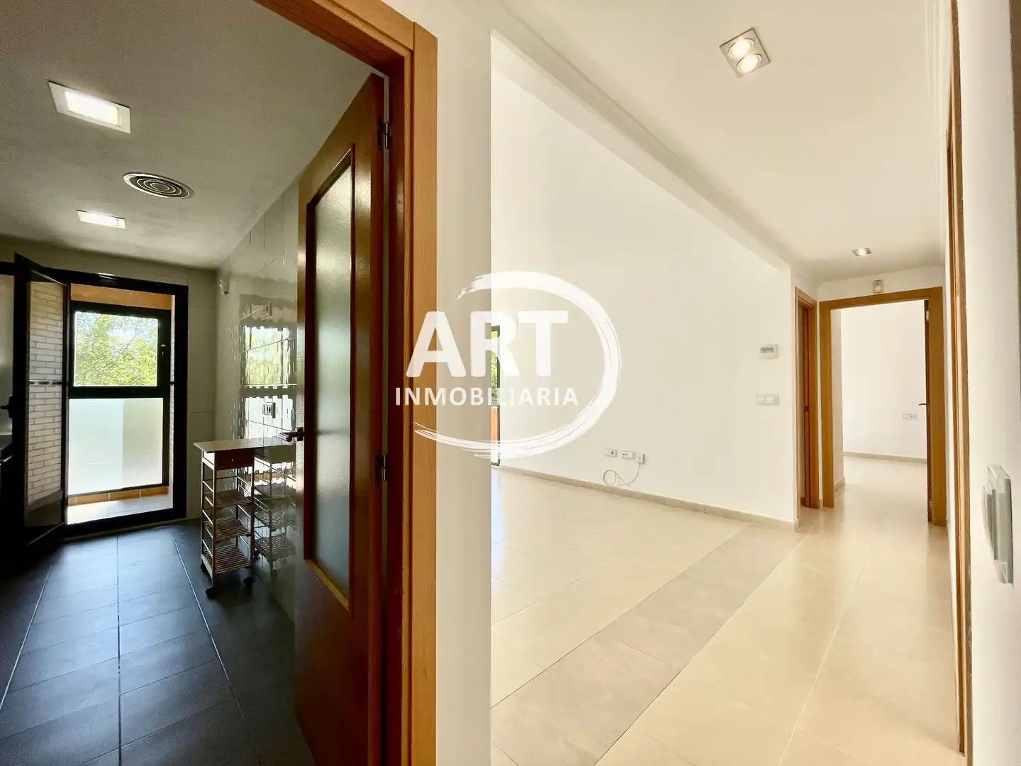 Flat for sale in La Pobla de Vallbona  with Air Conditioner, Heating and Terrace