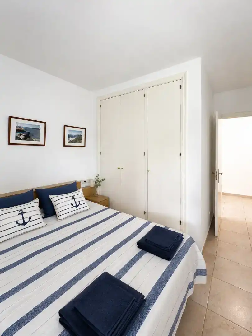 Schlafzimmer von Wohnung zur Miete in Palafrugell