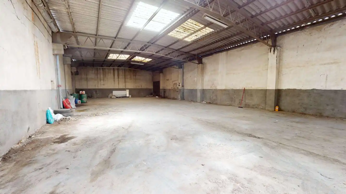 Industrial buildings for sale in Madrid