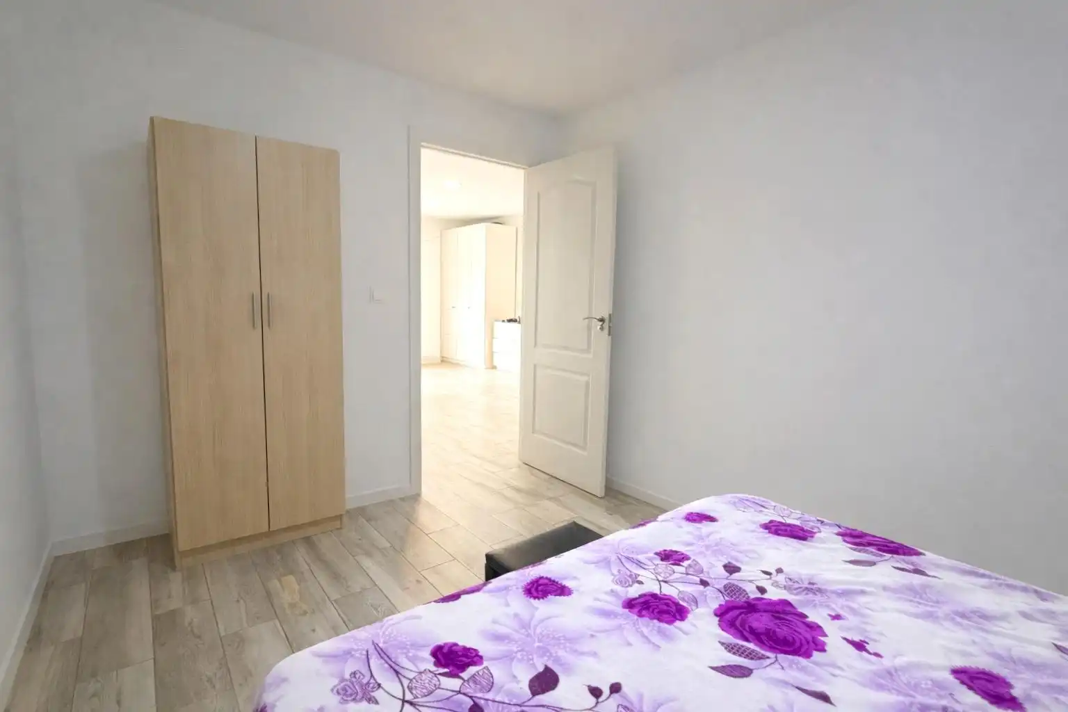 Schlafzimmer von Fabrikhallen zum Verkauf in Sagunto / Sagunt