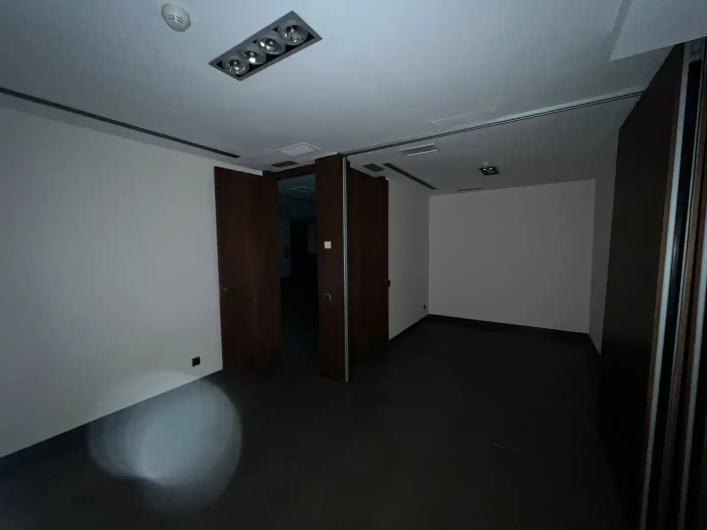 Local comercial en venta en Avinguda Corts Catalanes 5, imagen 11