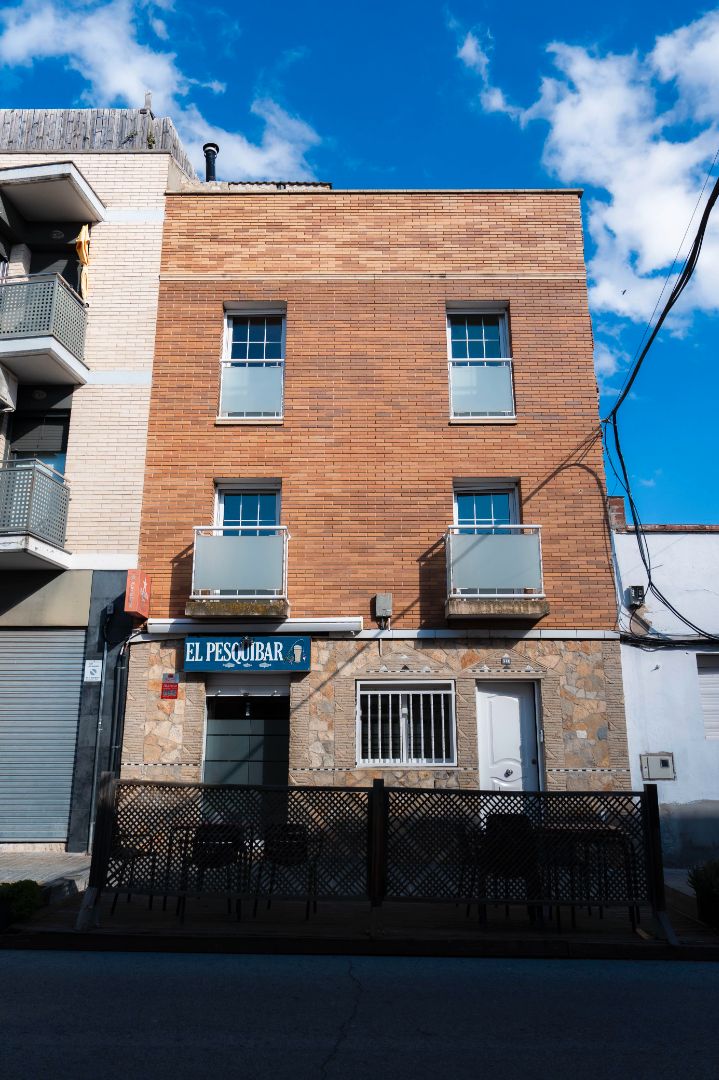 Vista exterior de Casa adosada en venta en Igualada con Aire acondicionado, Calefacción y Terraza