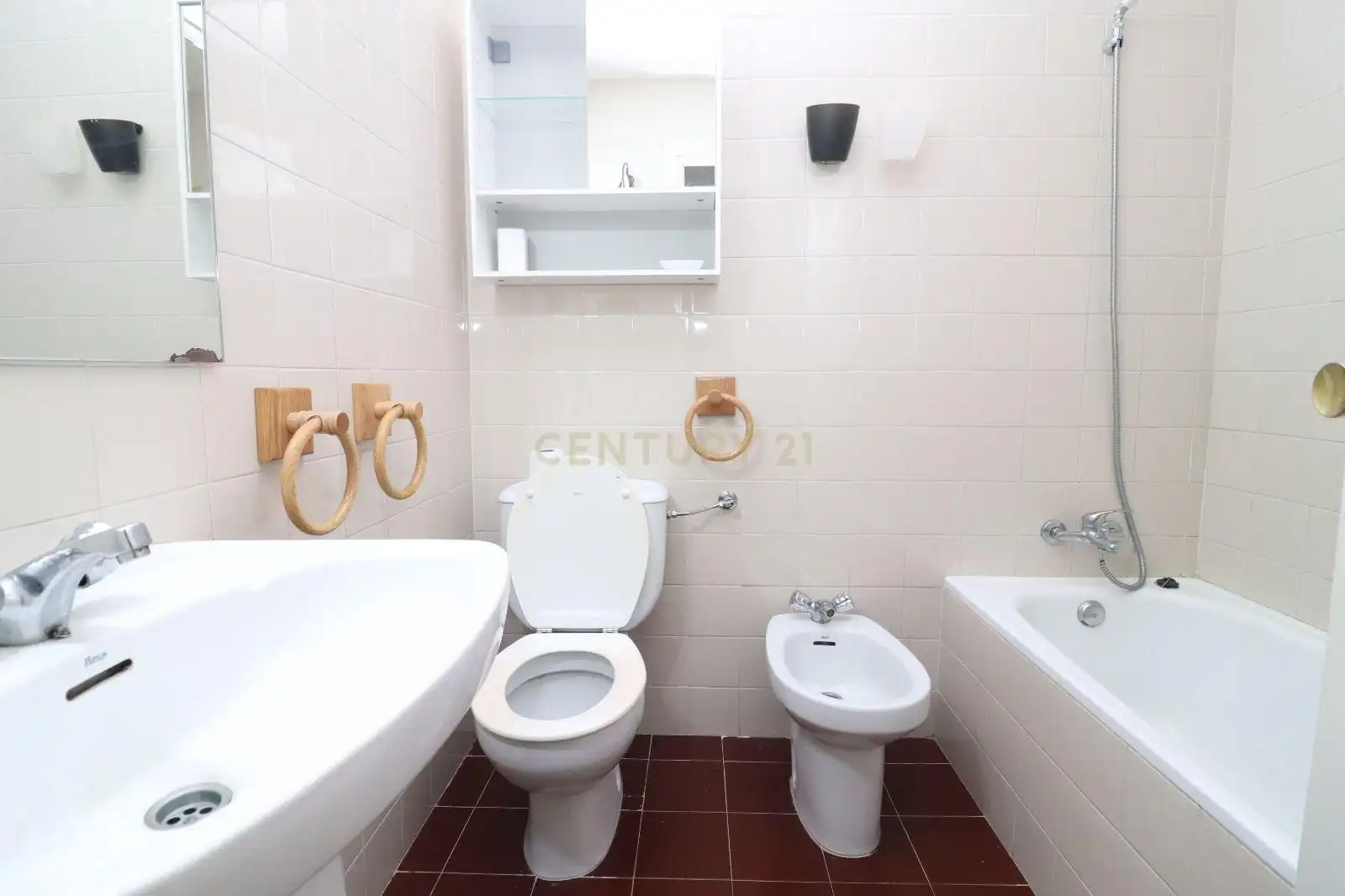 Baño de Apartamento de alquiler en El Espinar con Trastero, Horno y Lavadora