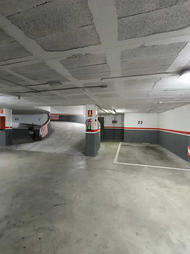 Einzelparkplatz zur Miete in Carrer de Sant Jaume, imagen 3