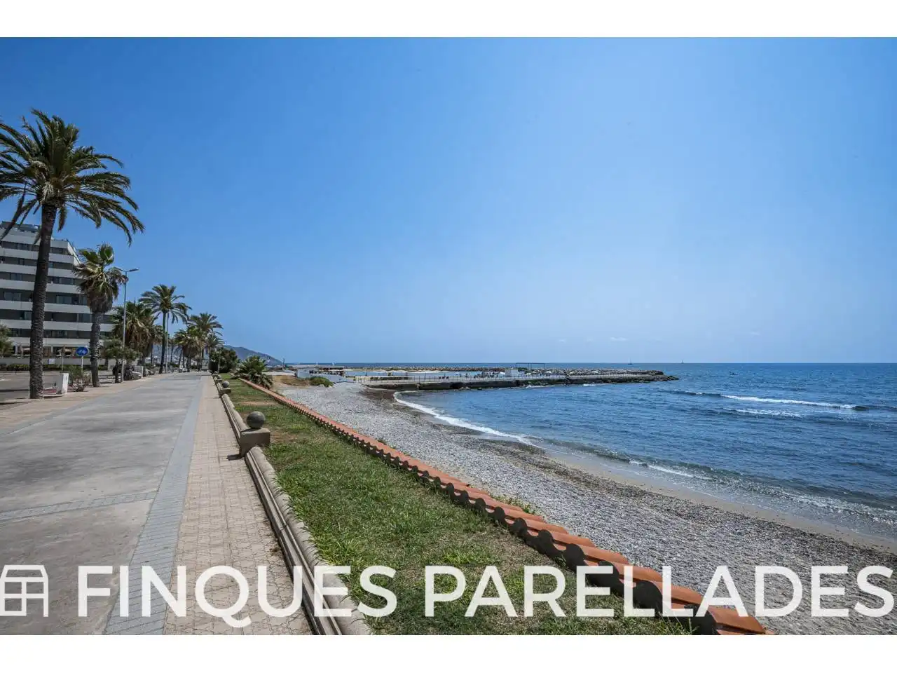 Exterior view of Flat for sale in Sitges  with Air Conditioner, Heating and Terrace