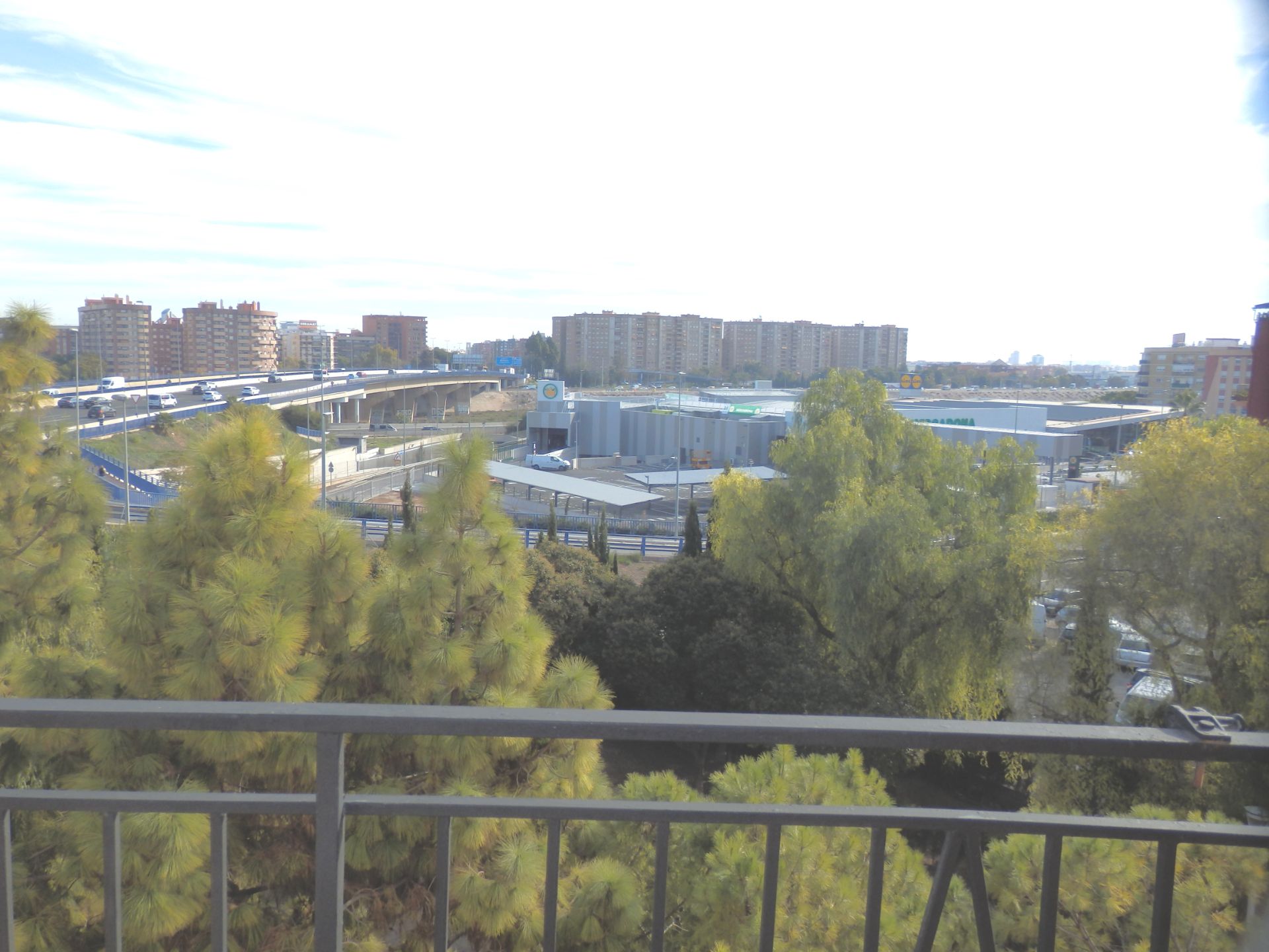 Exterior view of Flat for sale in Mislata  with Air Conditioner, Oven and Washing machine