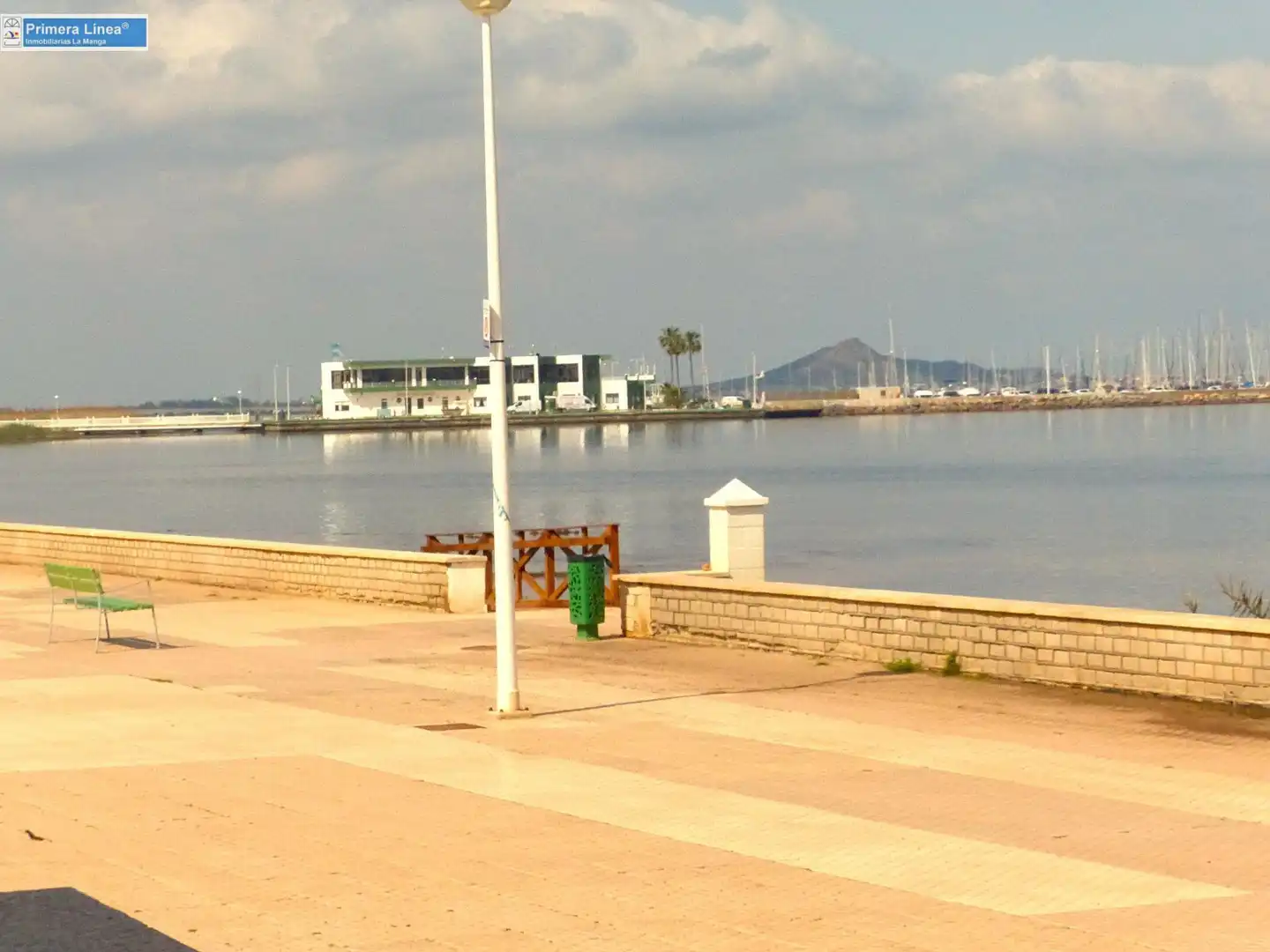 Vista exterior de Piso en venta en Cartagena con Aire acondicionado, Terraza y Trastero