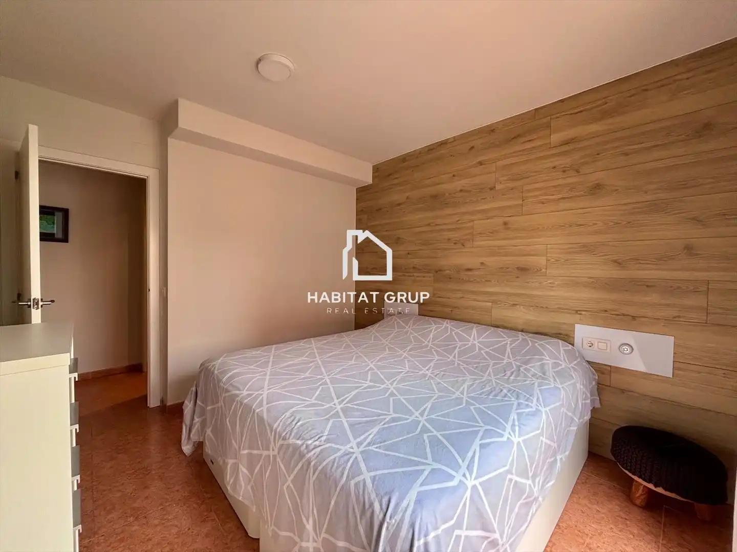 Habitación de Dúplex en venta en Llagostera con Aire acondicionado, Calefacción y Terraza