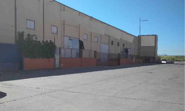 Local comercial en Venta en Escalonilla