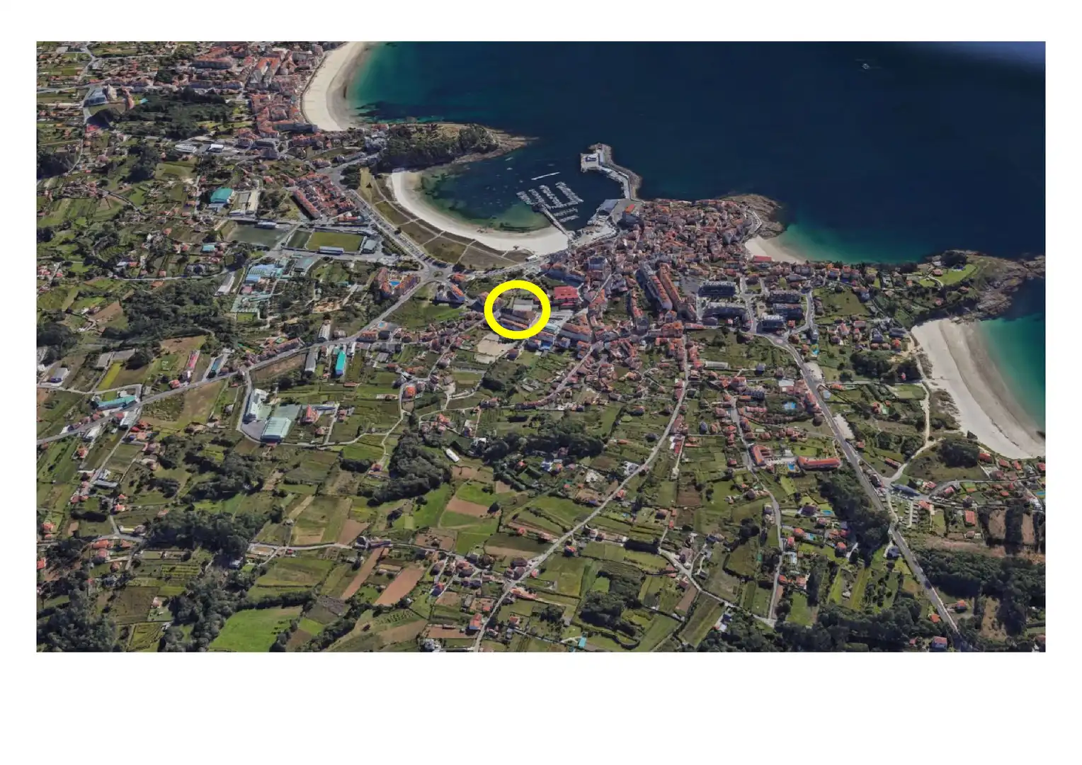 Vista exterior de Apartament en venda en Sanxenxo amb Calefacció, Terrassa i Moblat