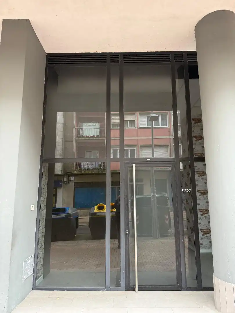 Local comercial en alquiler en Rúa Doutor Loureiro Crespo 57, imagen 2