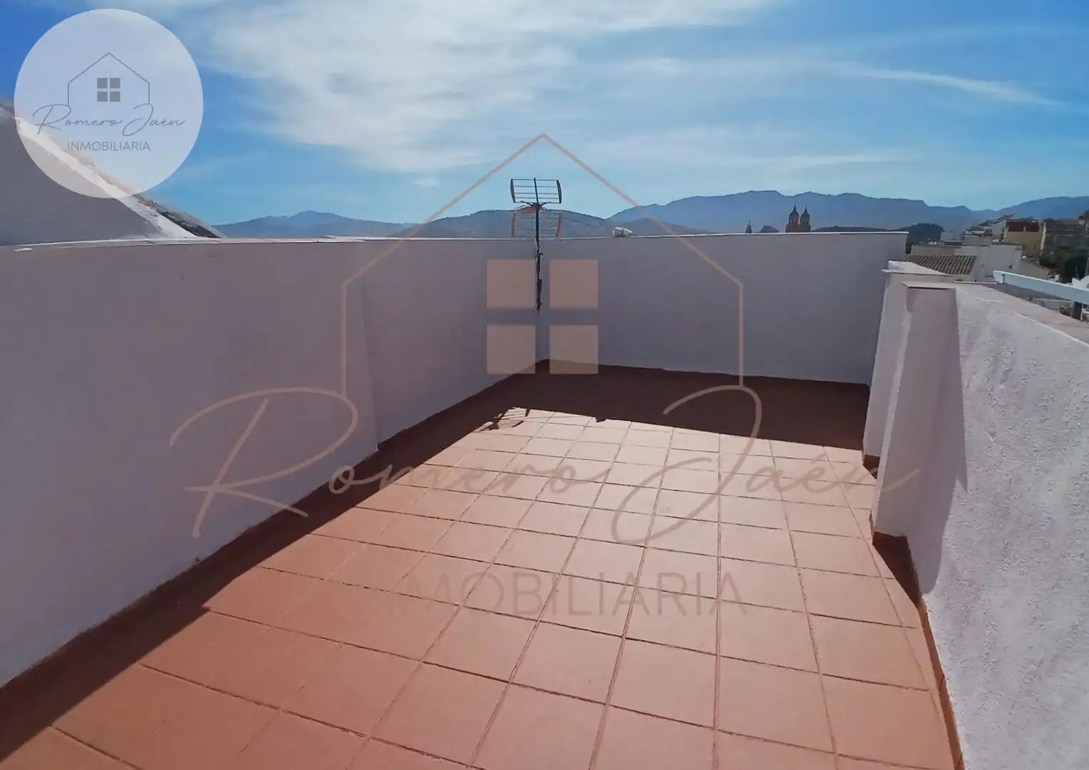 Terrassa de Casa o xalet en venda en Jaén amb Terrassa