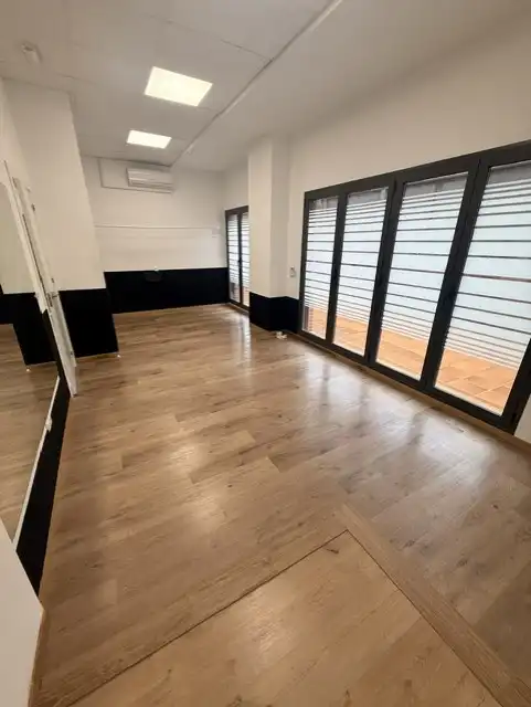 Business premises to rent in Urb. Belvalle, imagen 7