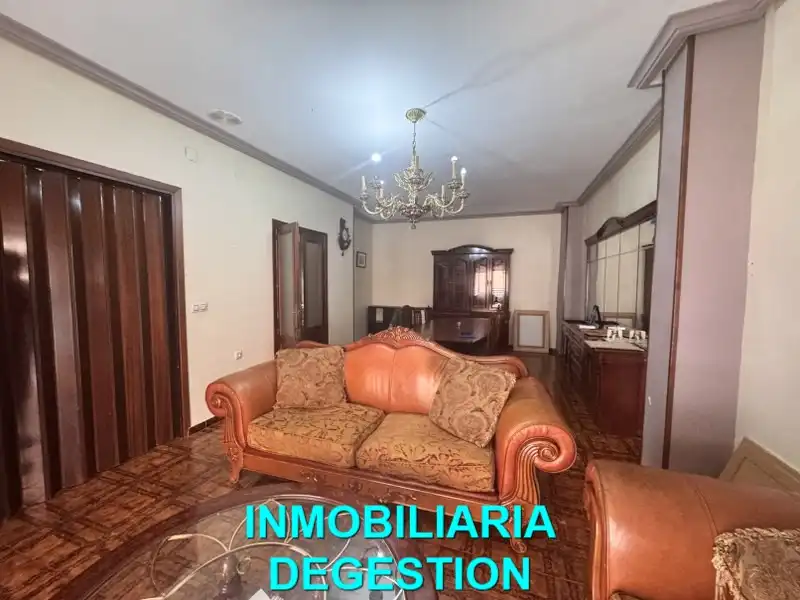 Wohnzimmer von Wohnung zum Verkauf in Linares mit Klimaanlage, Heizung und Terrasse