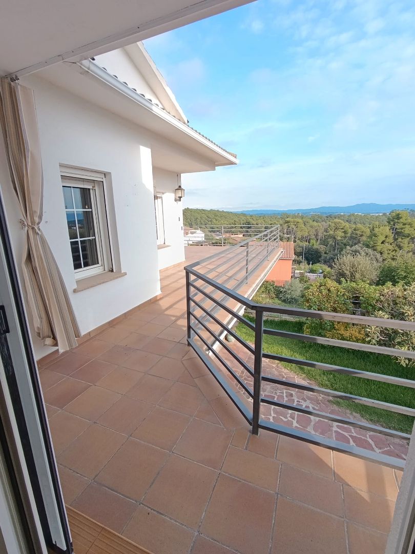 Terrassa de Casa o xalet en venda en Caldes de Montbui amb Calefacció, Jardí privat i Terrassa