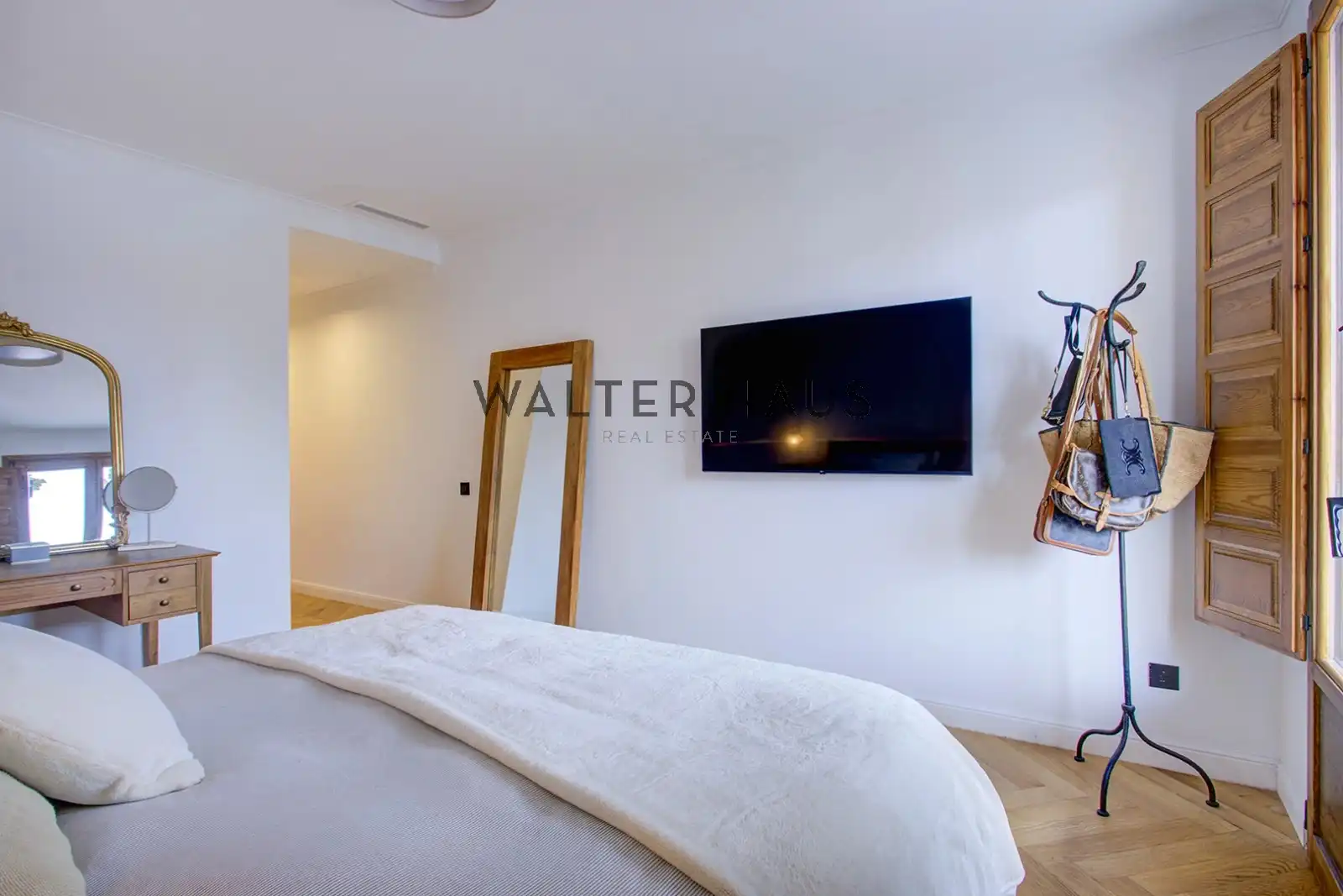 Habitación de Piso en venta en Barcelona con Aire acondicionado, Calefacción y Terraza