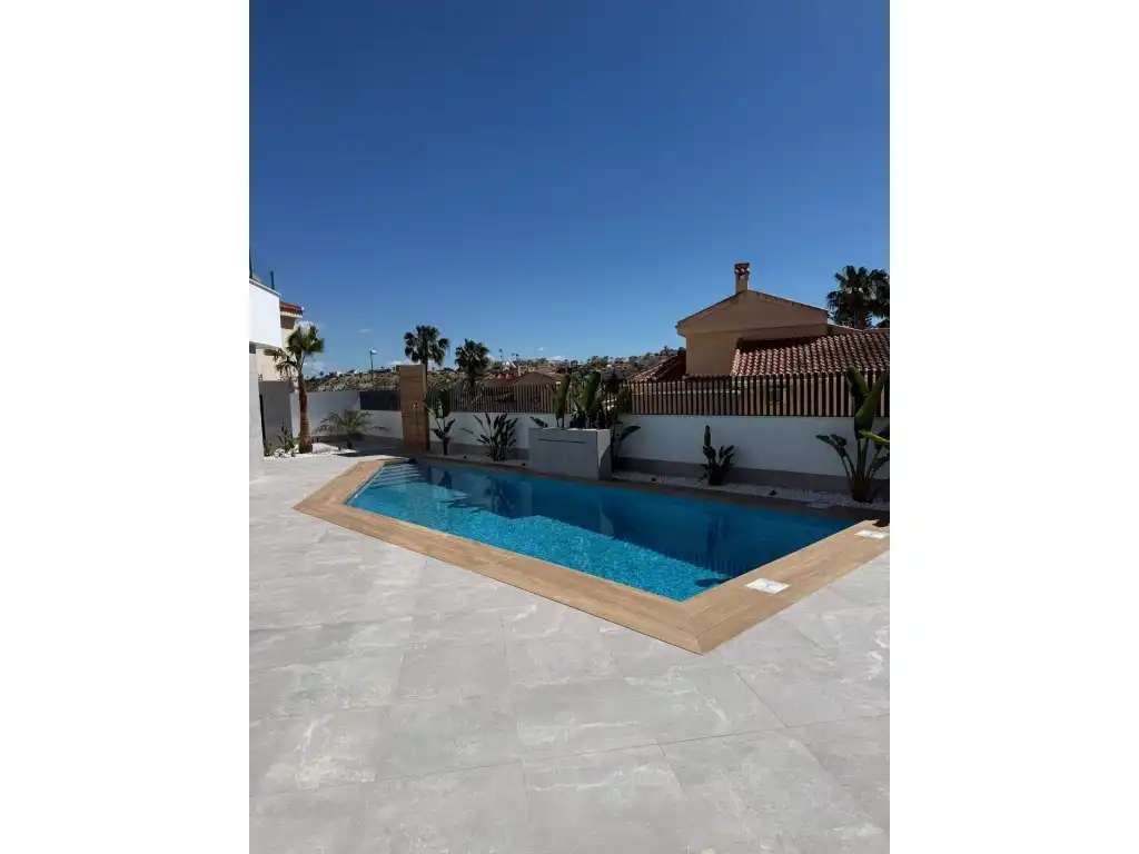 Piscina de Casa o xalet en venda en Rojales amb Jardí privat, Piscina i Moblat