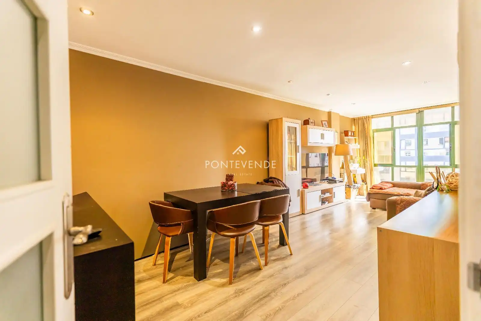 Piso en venta en Teixugueiras, Alcabre