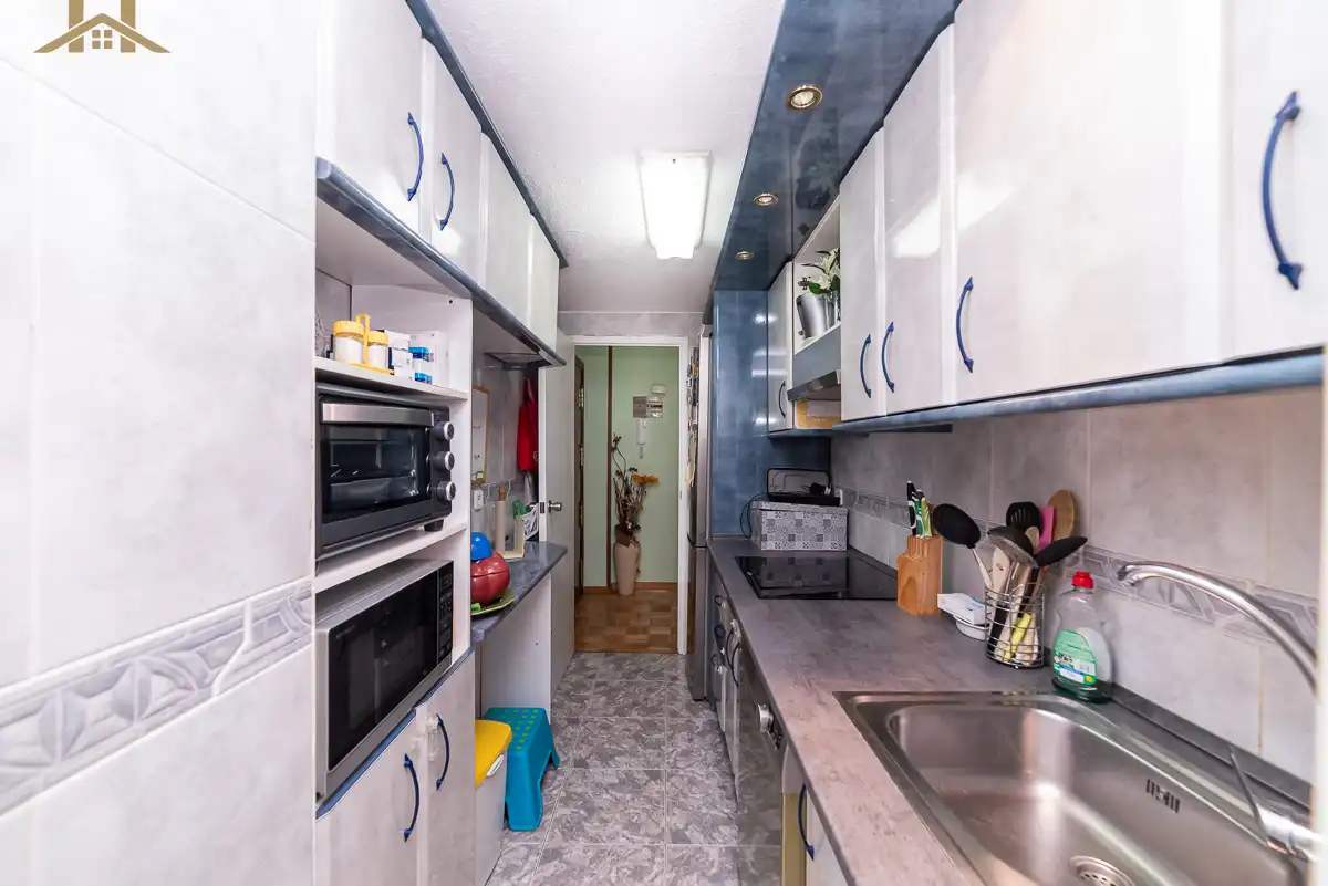 Kitchen of Flat for sale in Fuenlabrada  with Air Conditioner, Heating and Terrace