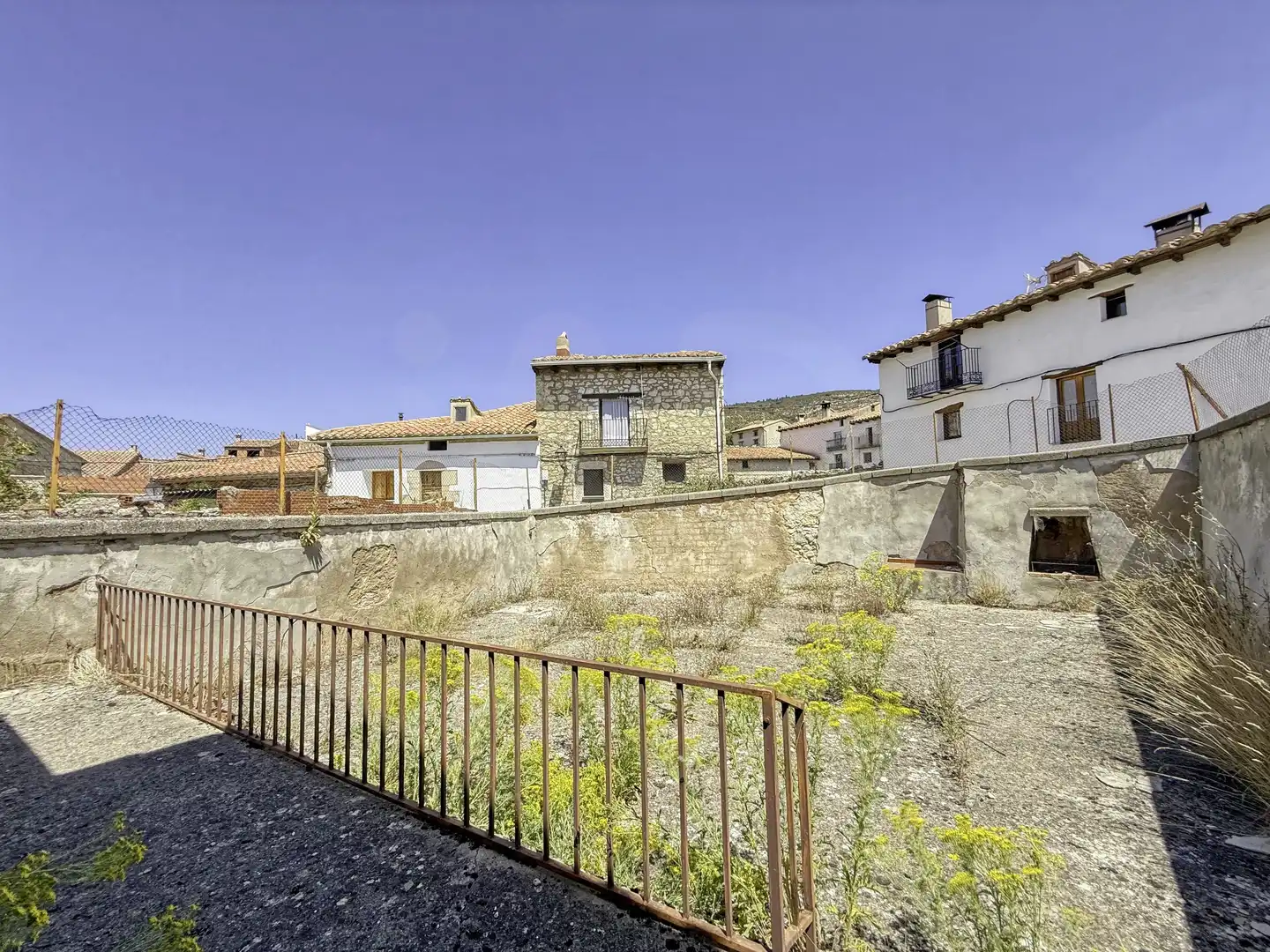 Vista exterior de Finca rústica en venda en Fortanete amb Calefacció i Terrassa