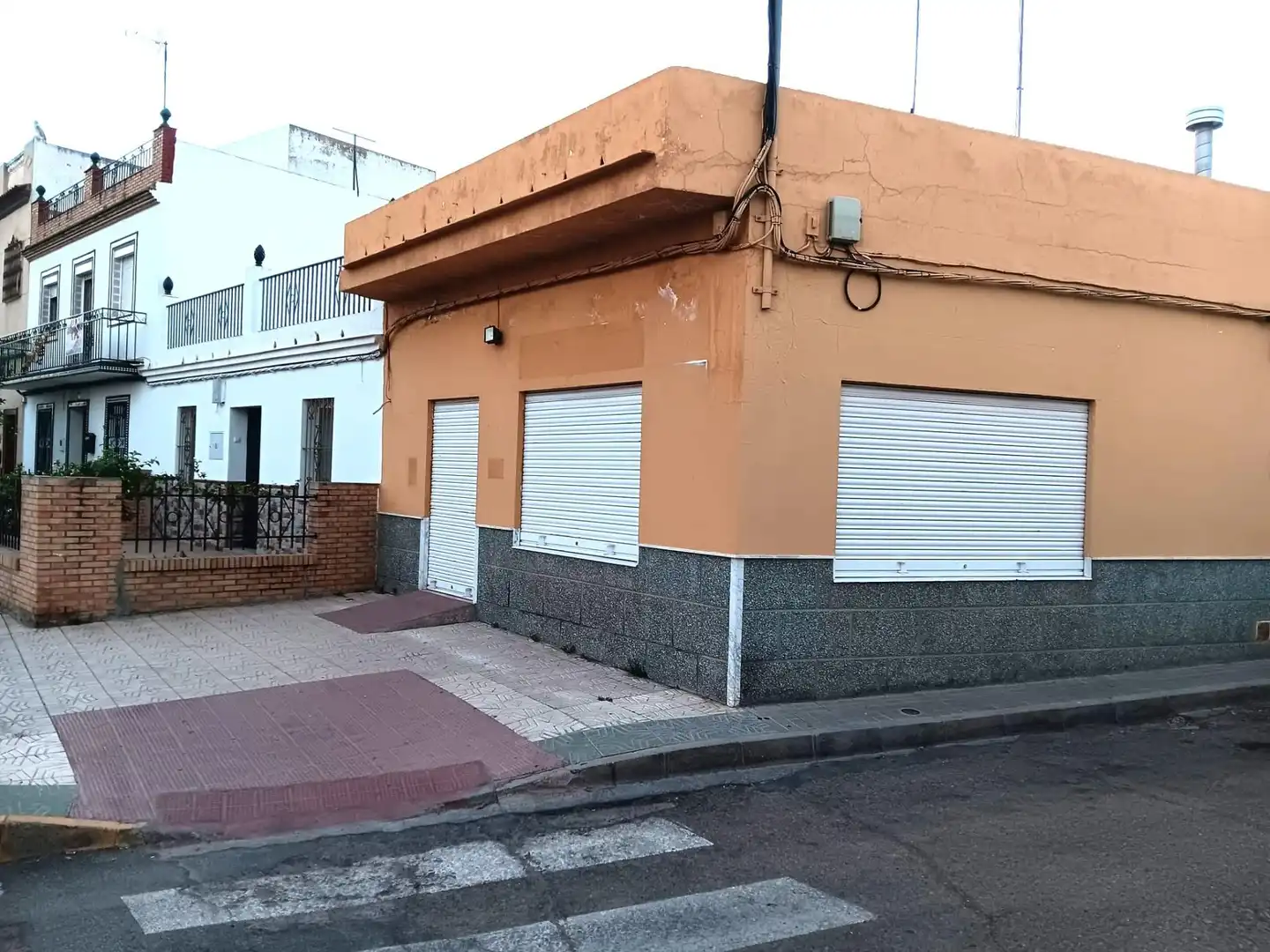 Local comercial en alquiler en Guillena pueblo, imagen 2