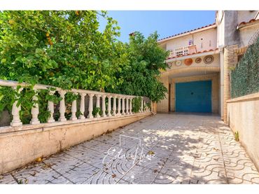 Casa pareada en venta en Calle Sant Vicenç