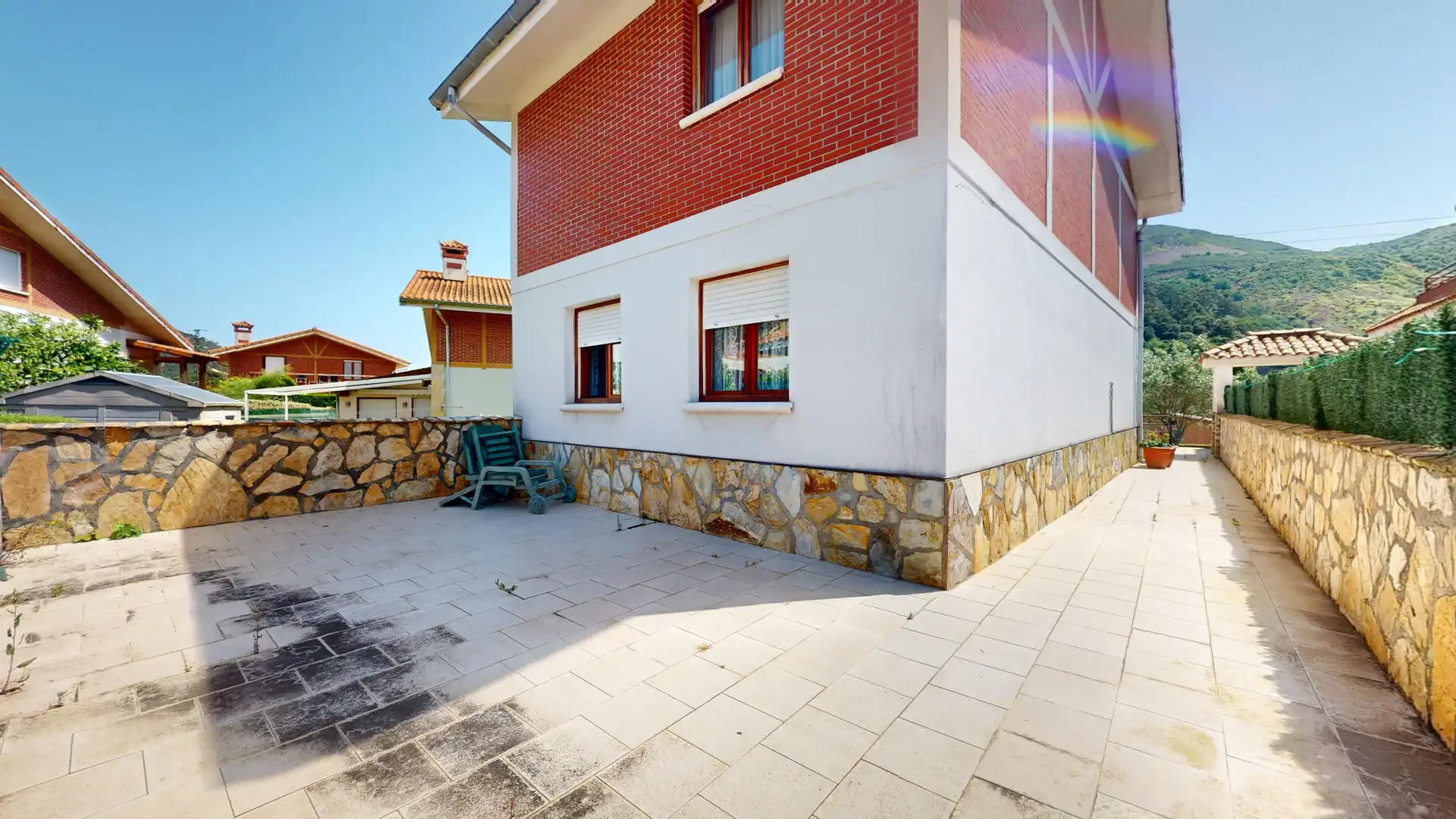 Vista exterior de Casa o chalet en venta en Castro-Urdiales con Calefacción, Terraza y Trastero