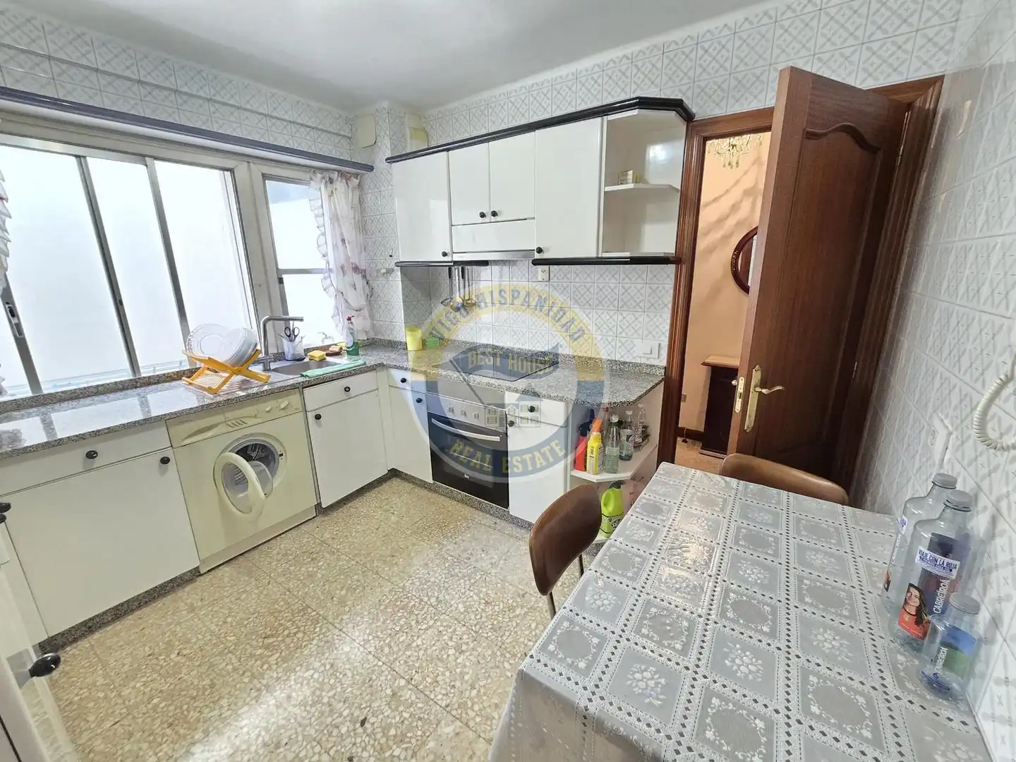 Cocina de Piso de alquiler en Vigo  con Calefacción, Parquet y Amueblado