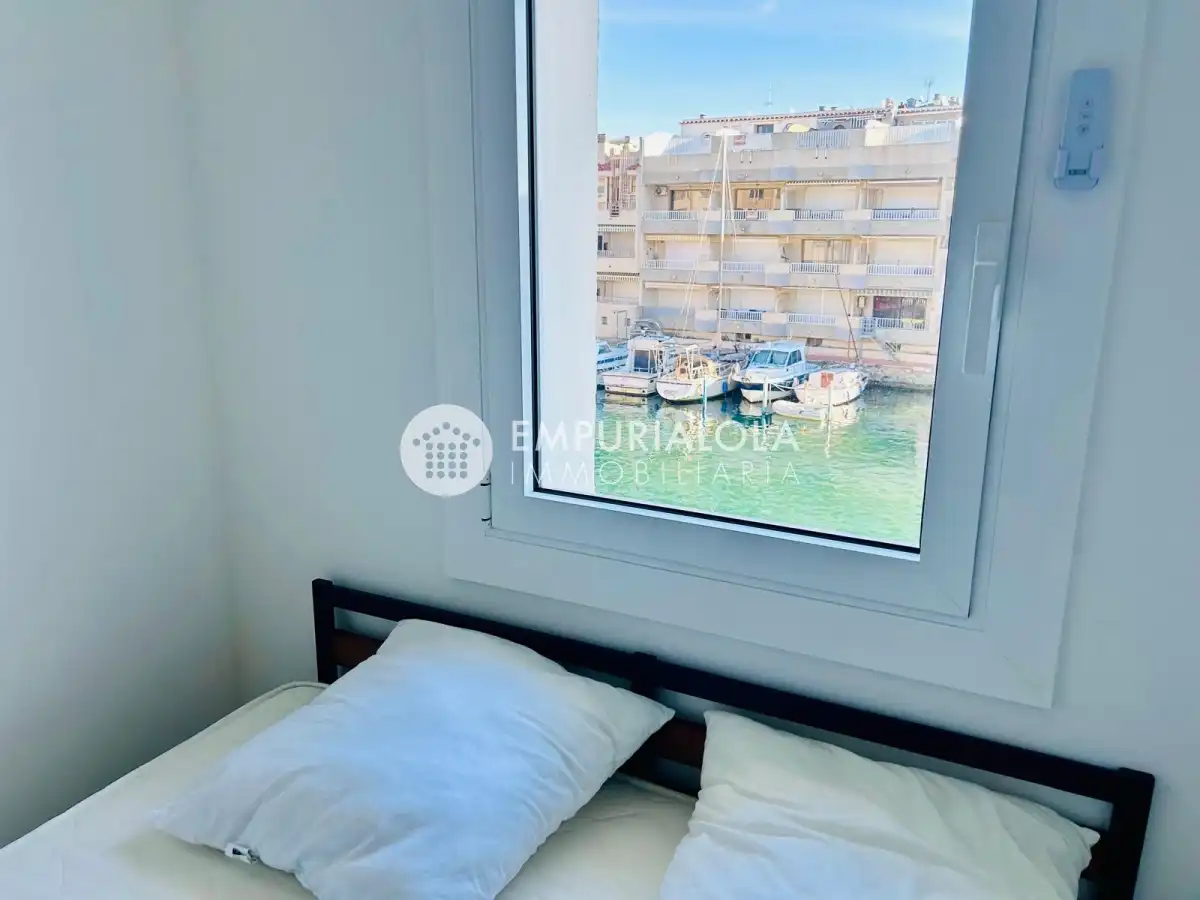 Dormitori de Casa o xalet en venda en Empuriabrava amb Aire condicionat
