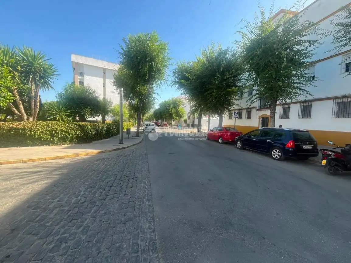 Vista exterior de Pis en venda en Écija