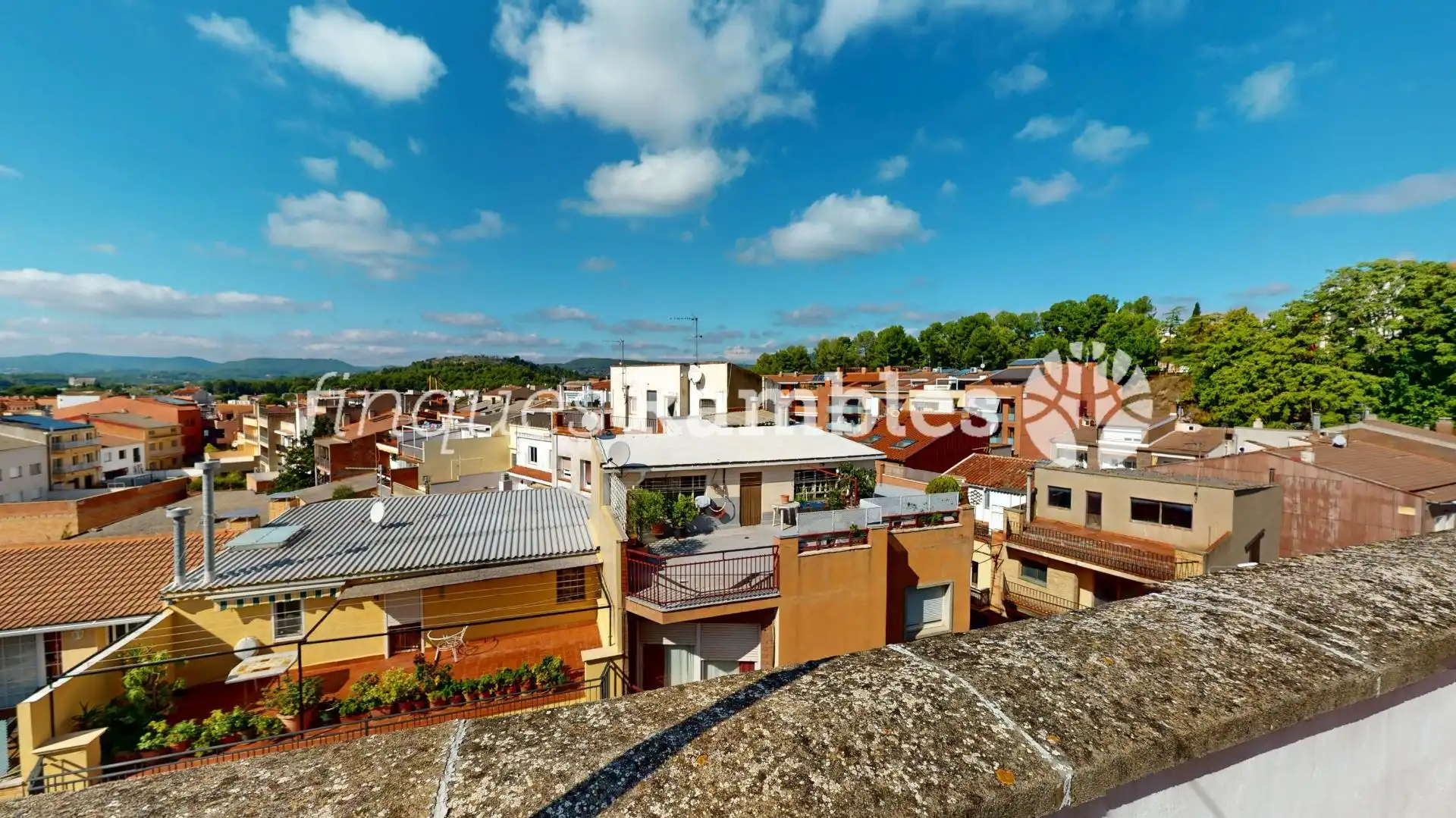 Vista exterior de Ático en venta en Ponent - Set Camins