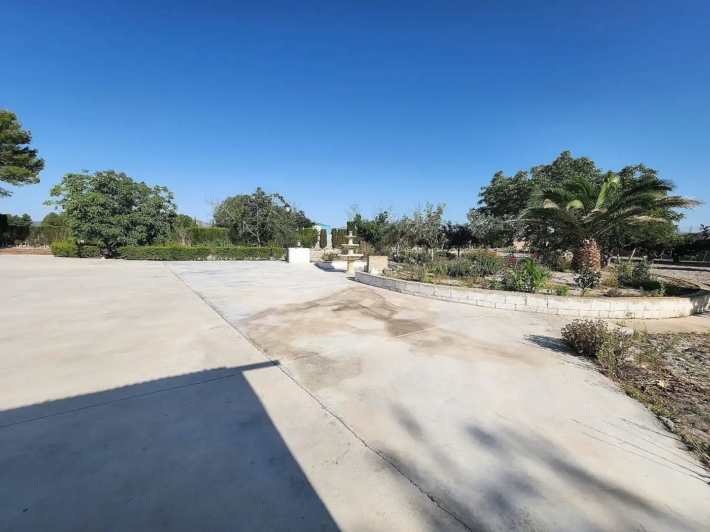 Garten von Country house zum Verkauf in Villena mit Terrasse und Möbliert