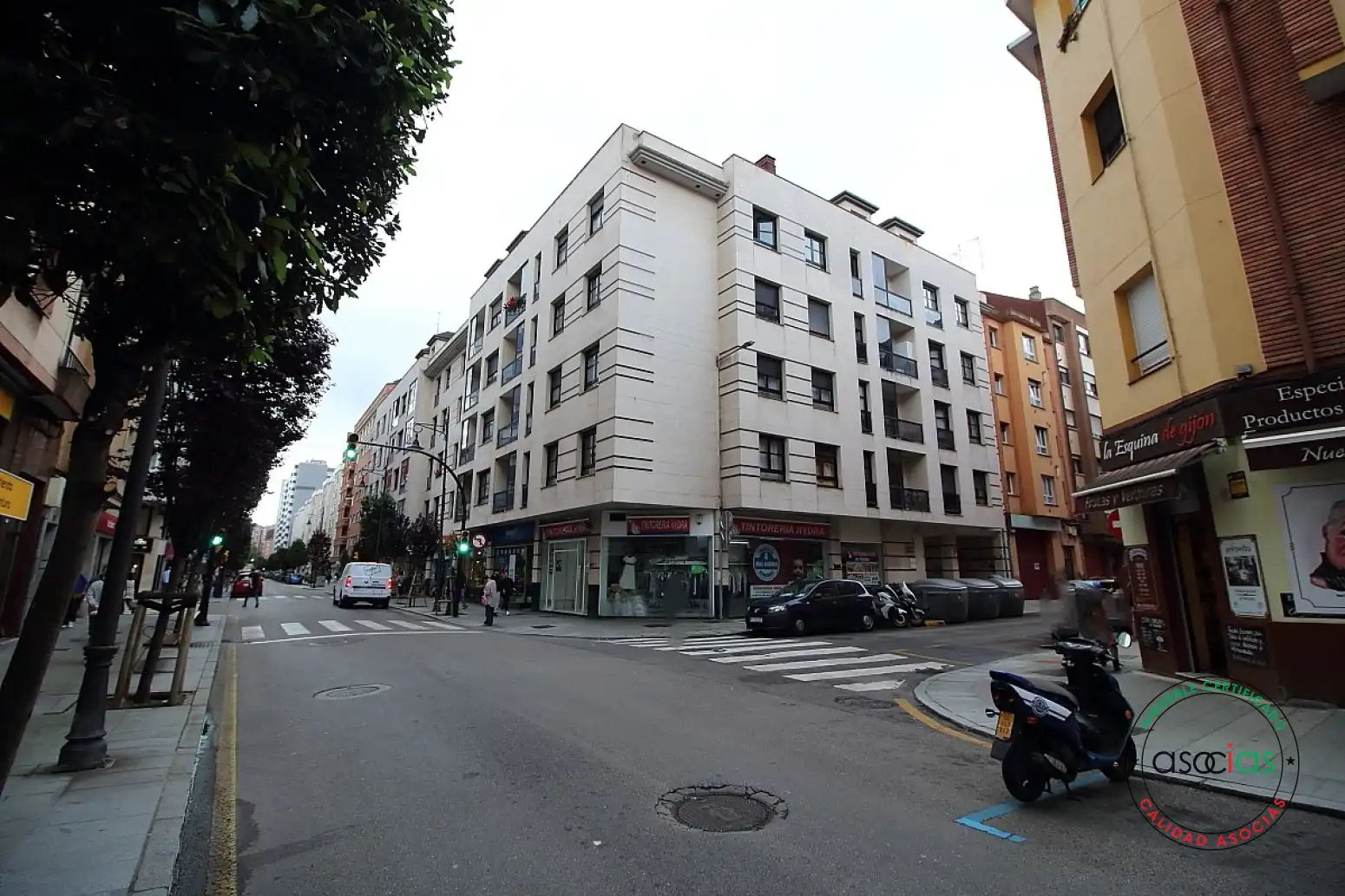 Vista exterior de Pis en venda en Gijón  amb Calefacció, Parquet i Terrassa