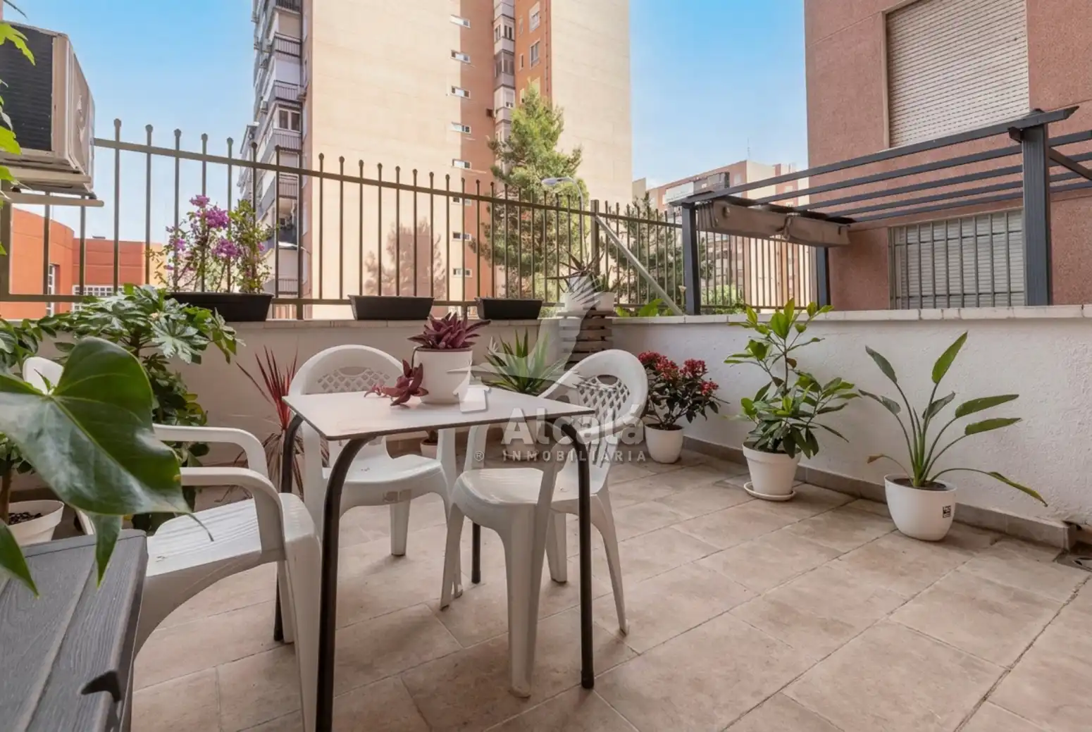 Terrassa de Pis en venda en Madrid amb Aire condicionat, Calefacció i Terrassa