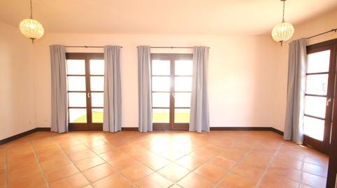 Foto 2 de Casa adosada de lloguer a Avenida de Andalucia, 71, Benahavís pueblo, Málaga