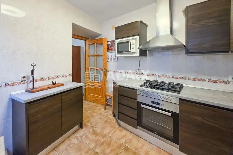 Cuina de Casa o xalet en venda en Úbeda amb Aire condicionat, Terrassa i Traster