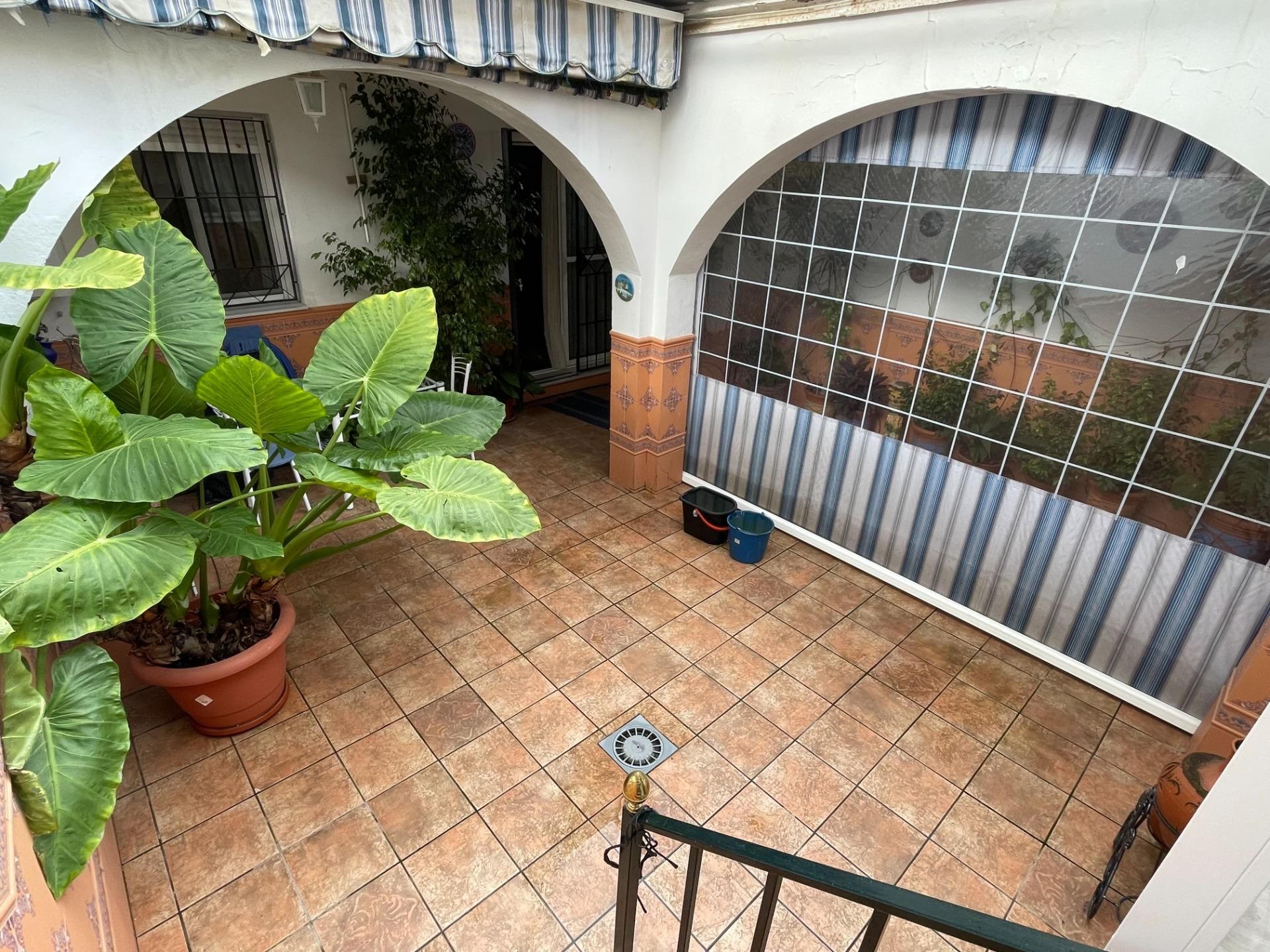 House or chalet for sale in Calle Francisco Benítez Reyes, Santiponce